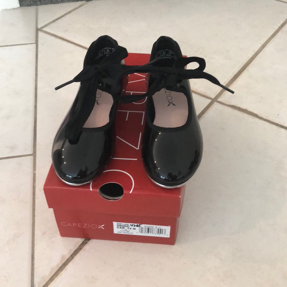 Tap shoes dance capezio